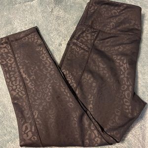 CVG Black Leopard Leggings sM Capris